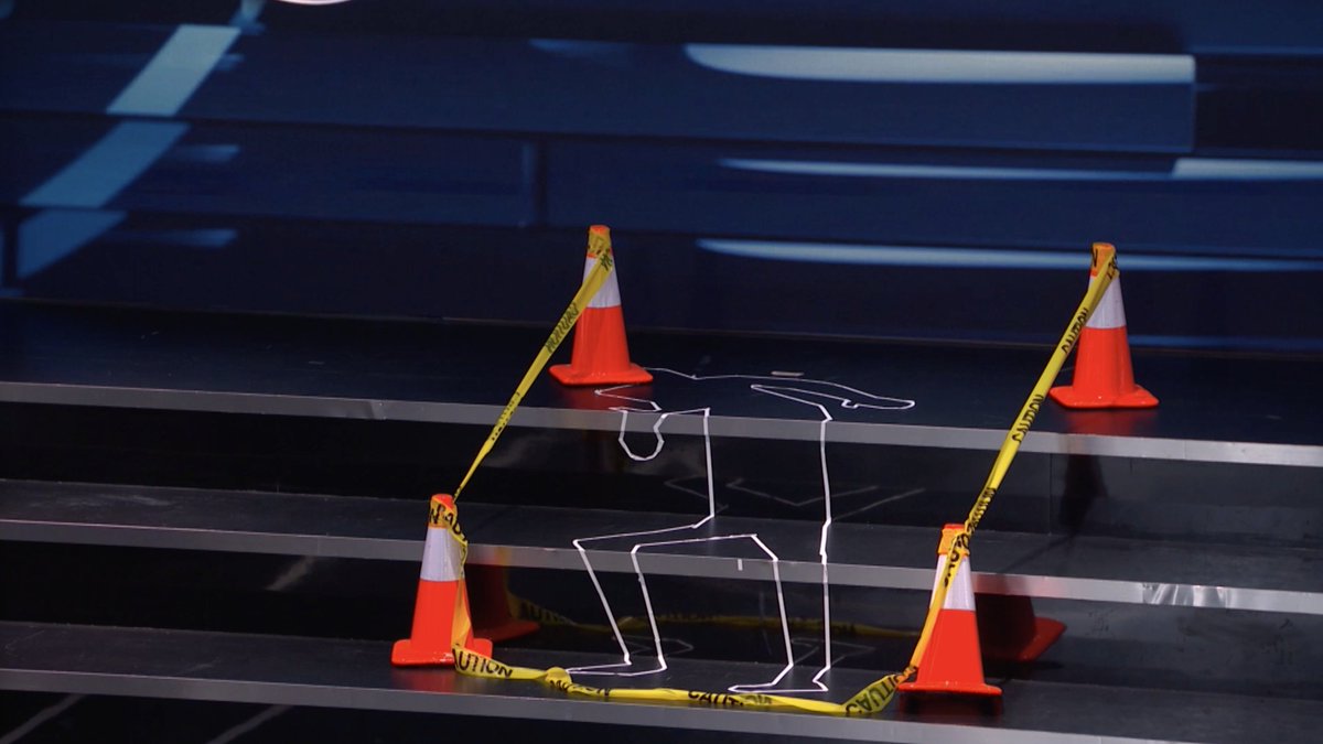The fellas will 𝐍𝐎𝐓 let Kenny live his fall down 😂