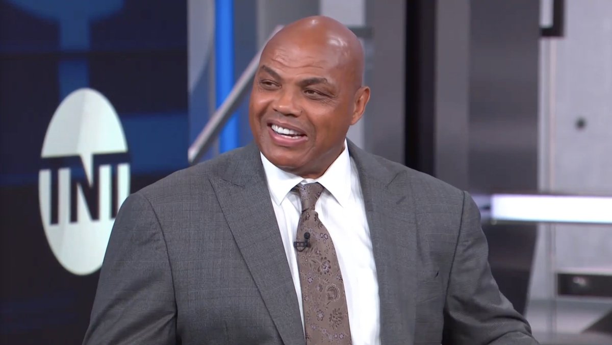 “If y’all come down to Philly with that damn racket Thursday night, there’s gonna be some repercussions and some consequences!” The Chuckster has a message for Knicks fans 🤣