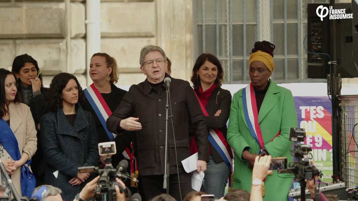 Je ne suis pas d'accord avec l'expulsion de Raphaël Glucksmann du cortège où il était. Mais il aurait dû réfléchir à deux fois avant d'accuser LFI. Hier soir, 40 fascistes ont essayé de s'en prendre à Rima Hassan. Les indignations à géométrie variable, ça suffit ! #1erMai