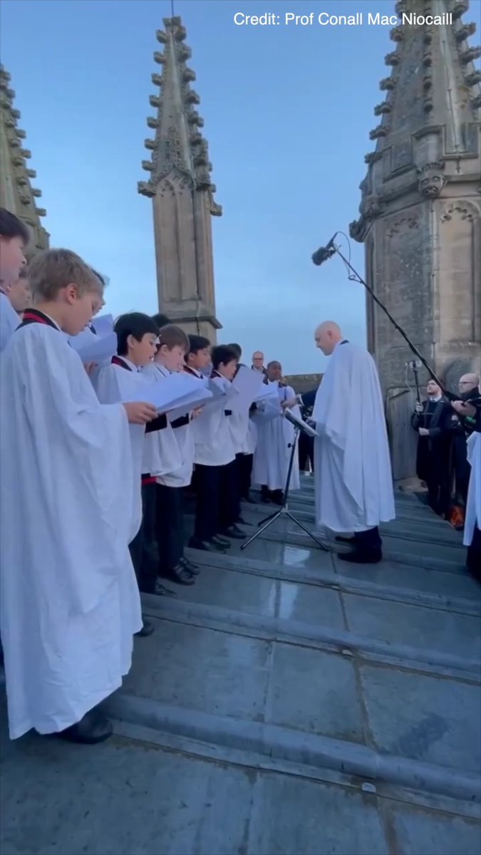 #MayMorning from the top of Magdalen Tower 🎬 | Conall Mac Niocaill #MayDay