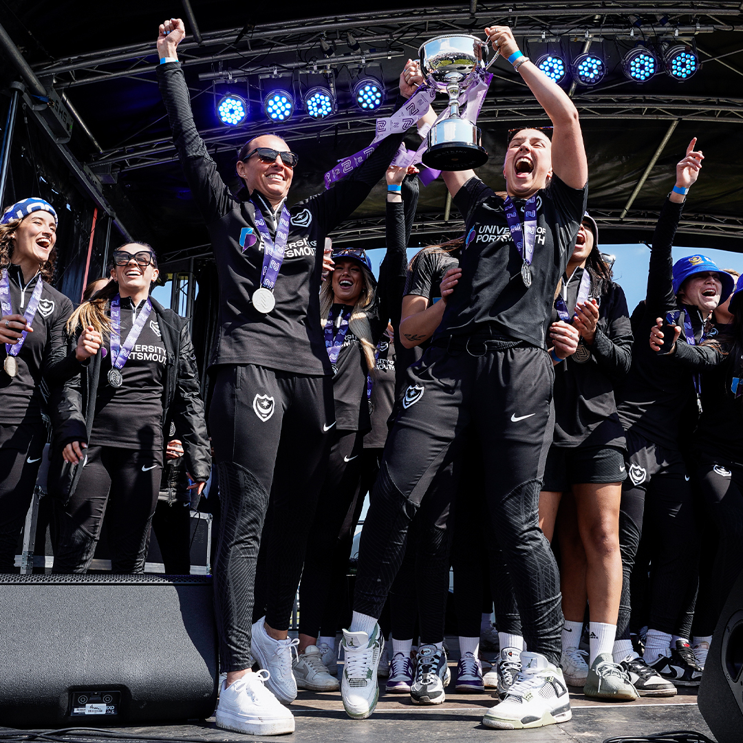 "BOUNCE AROOUUNNNDDD!!!" 🕺 Our best bits from #Pompey's title celebrations 🏆💙