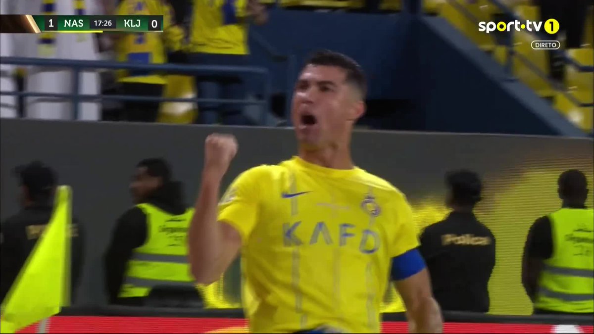 Ronaldo voltou aos golos... sem olhar para a baliza 😲