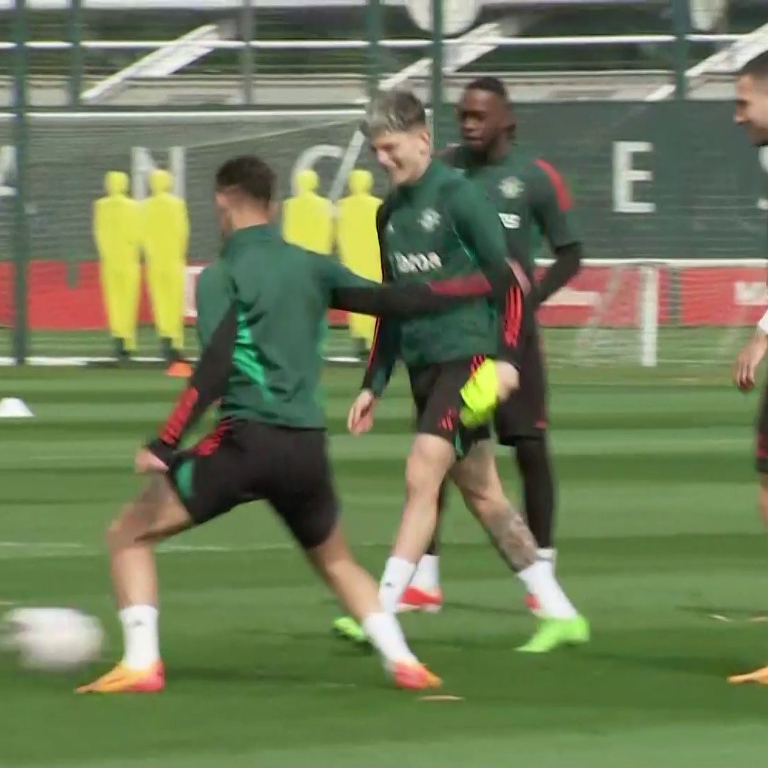 Anthony Martial has returned to training for Manchester United with a number of players including Marcus Rashford still unavailable 🔴