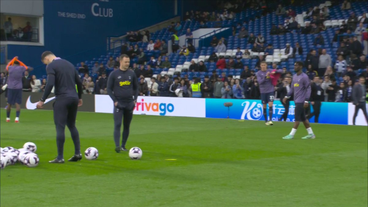 "It's going to be spicy" 🌶️ Karen Carney and Jamie Redknapp on Chelsea vs Spurs 👊