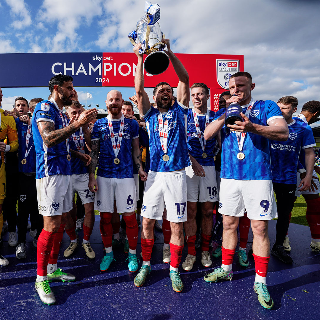 We're all going to miss this man at #Pompey... Thank you, Raffs. Best of luck for the future. 💙