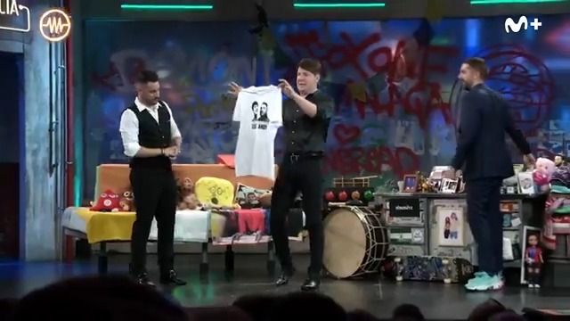 El merchandising perfecto no exis- #LaResistencia Andy Lucas oficial