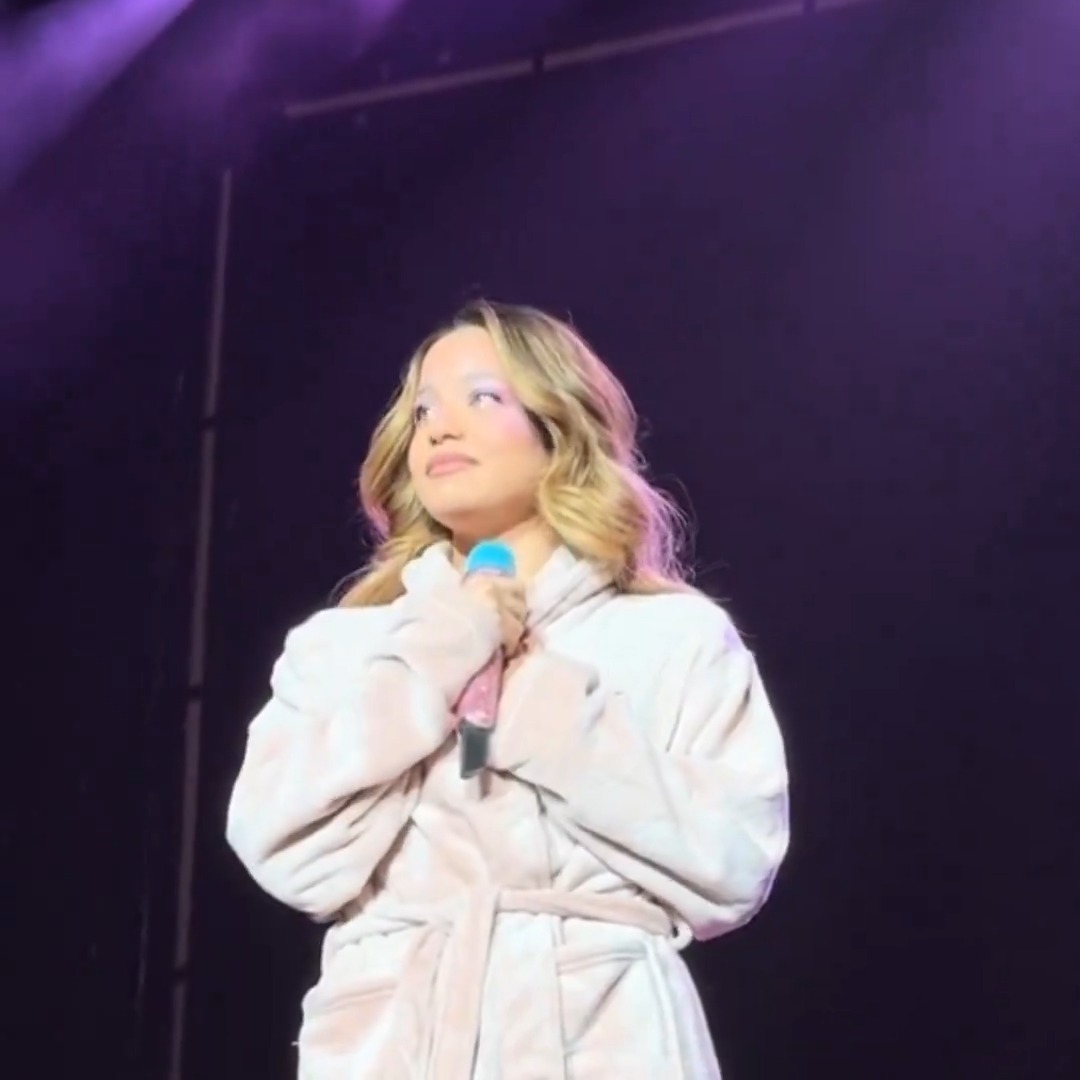 "Emilia": Por la suspensión de su show en el Movistar Arena