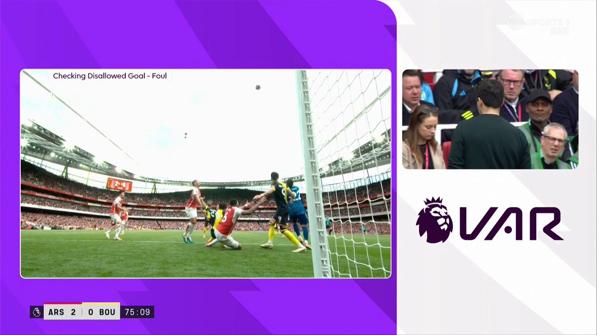 A goal for Bournemouth disallowed for a foul on David Raya ❌ Correct decision? 🤔 📺 TNT Sports & discovery+ UK