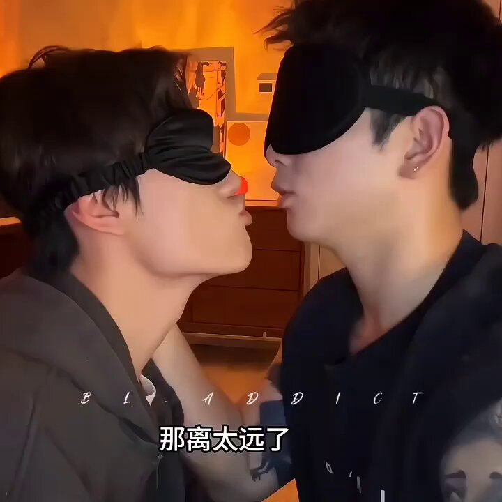 butterfly butterfly all-over💏🏻🤤🥵💦 . . . #alexsebastian #realcouple #kiss #Kisses #bl #BoysLove #cute #fypシ #fyp #bladdict #CoupleGoals