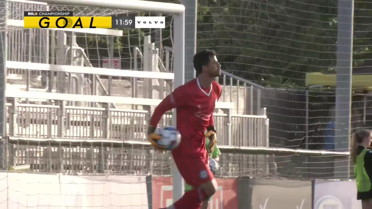 OH MY ๐๐ SportsCenter ARE YOU SEEING THIS?? Nick Markanich rides his bike to his 12th goal in 10 matches ๐ฒ Charleston Battery takes the early (and amazing) lead.
