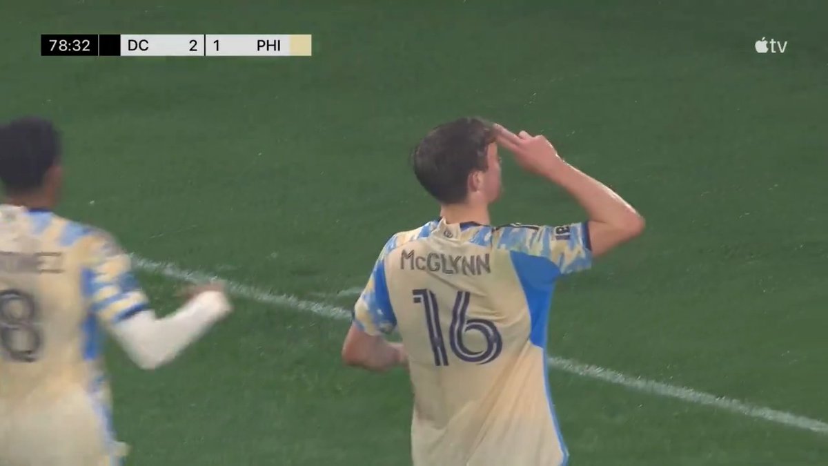 JACK MCGLYNN! TOP BINS! Philly equalize and we've got a game here in D.C. 😳