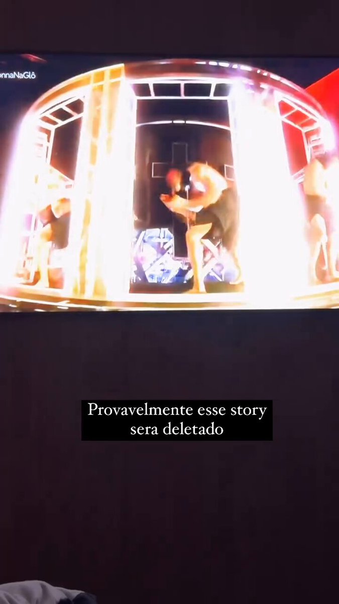 Ao invés de ajudar o Rio Grande do Sul, a gente financia satanismo a céu aberto. Parabéns a todes envolvides. Se você acha isso legal, fique calado, não quero saber sua opinião, e se der, block 🖕🏼🫶🏼