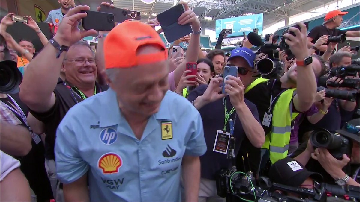 Those papaya celebrations 🍾🟠 Even Fred Vasseur was getting involved 😂