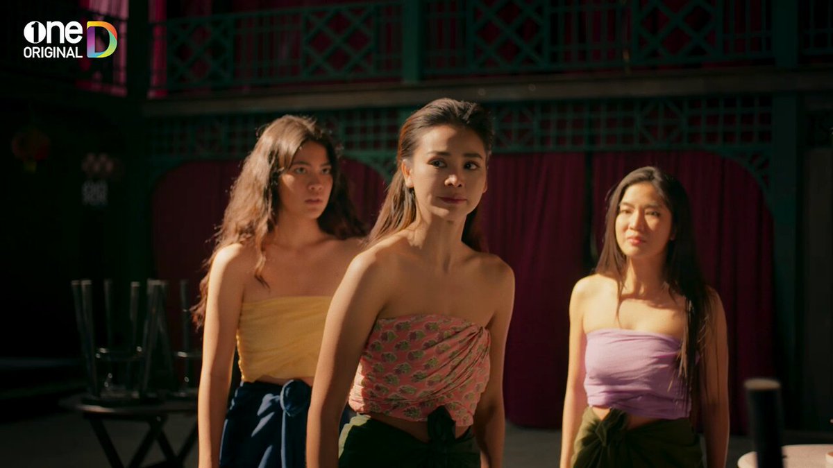 พบกับการต่อสู้เพื่อความฝันของ “3 คณิกา” ที่ต้องการปลดแอกจากการเป็นโสเภณี #บางกอกคณิกา เริ่มตอนแรก วันพุธที่ 8 พฤษภาคมนี้ ทุกวันพุธ – พฤหัสบดี เวลา 20:30 น. 8 ตอนเท่านั้น! ห้ามพลาด! ดูพร้อมกัน 📺 ทาง #ช่องวัน31 เวอร์ชัน TV 📲 ทางแอป #oneD เวอร์ชัน UNCUT #oneDoriginal