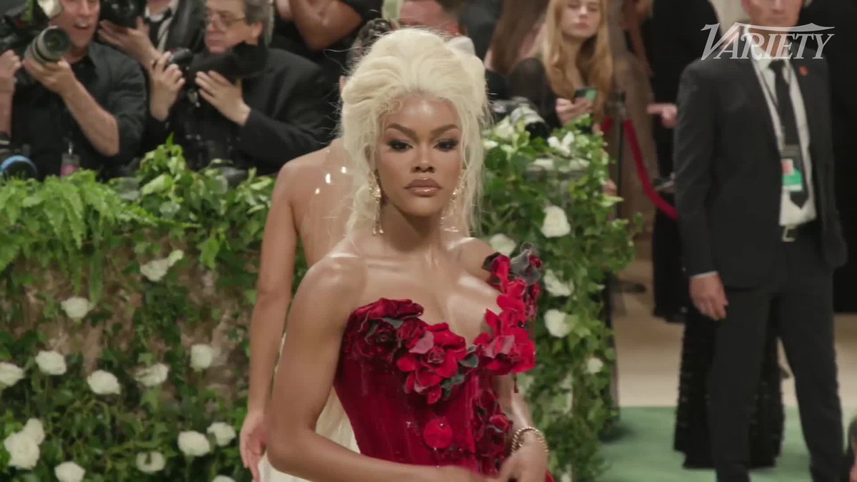 Teyana Taylor has arrived at the #MetGala.