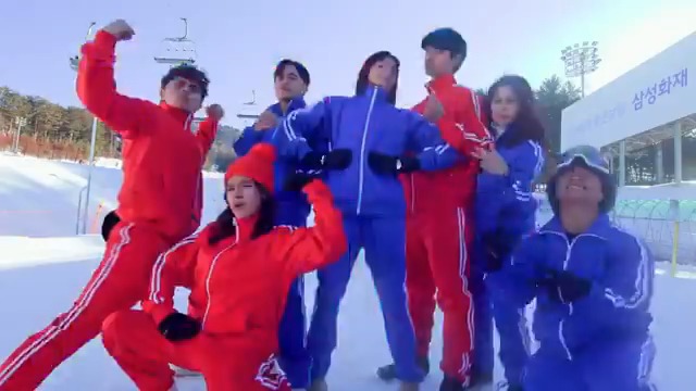 JUST KEEP RUNNING MAN! Hindi talaga nakakasawa pakinggan ang theme song ng #RunningManPhilippines! 😍 Taas kamay ang nag-aabang ng #RunningManPH2! Premieres this May 11 at 12, 7:15 PM on GMA!