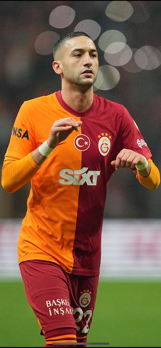Sol ayağına çok 𝐇𝐚𝐤𝐢𝐦 🔥