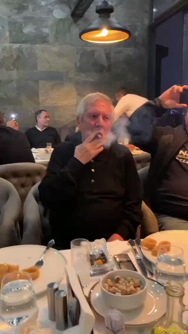 Aziz Yıldırım, Galatasaray maçı sonrası başkan adaylığını açıklayacak. (Yusuf Kenan Çalık)