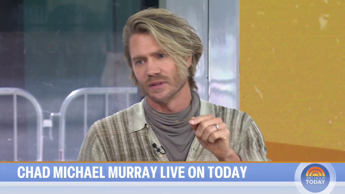 Chad Michael Murray (Chad Michael Murray) talks about his new Netflix rom-com “Mother of the Bride” and shares about how he thinks a potential “One Tree Hill” reboot should be done.