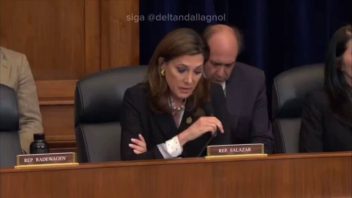 Deputada Elvira Salazar faz declaração controversa sobre o Brasil durante audiência no Congresso Americano Durante uma audiência no Congresso Americano, a Deputada Elvira Salazar, representante republicana da Flórida, causou polêmica ao afirmar que o Brasil não tem apenas um corrupto na presidência, mas também um totalitário no Supremo Tribunal Federal (STF). As declarações da deputada ecoaram fortemente nos corredores do Capitólio, gerando reações diversas entre os membros presentes e ampliando o debate sobre a situação política brasileira.