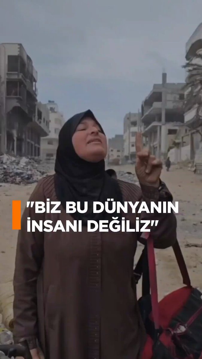 Filistin'li bir kadın ağlayarak dünyaya seslendi; Biz bu dünyanın insanı değiliz, cennet bizimdir. Vallahi doğru söylüyor. #FreePalestine #getoutofrafah
