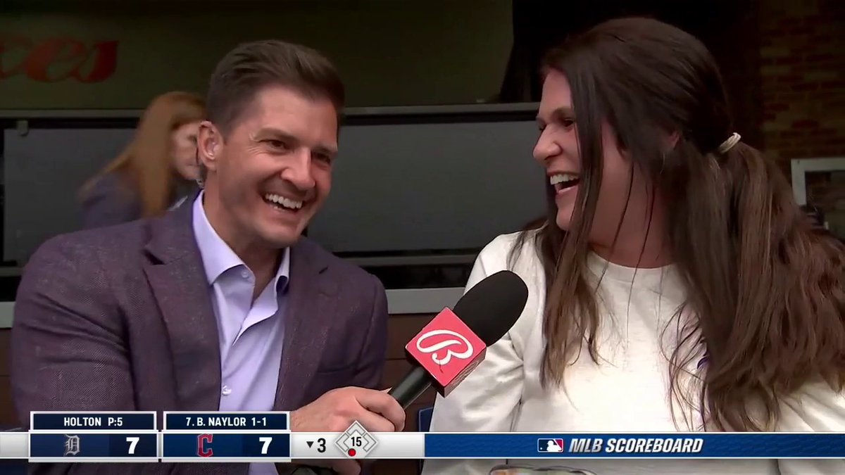 After Ryan Vilade earned his 1st career MLB hit, @JohnnyKaneBSD sat down with his mom and grandma, both of whom are in attendance! #RepDetroit