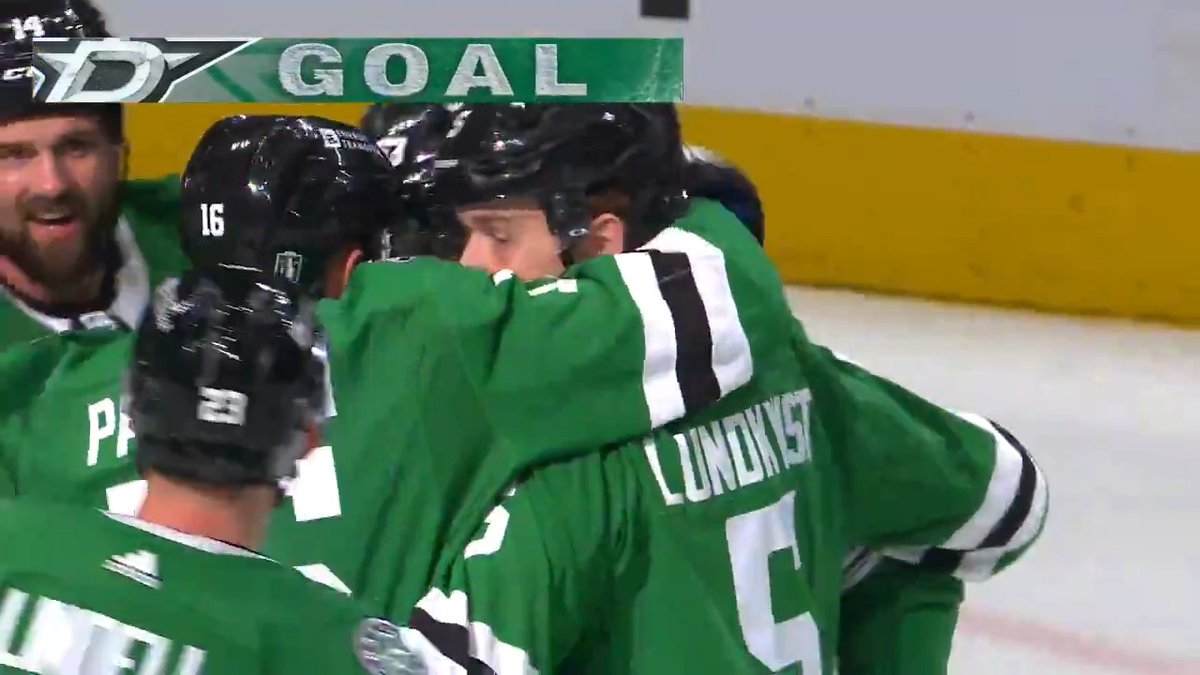 GO JOHNNY GO! The youngest player in the #StanleyCup Playoffs strikes again 👏