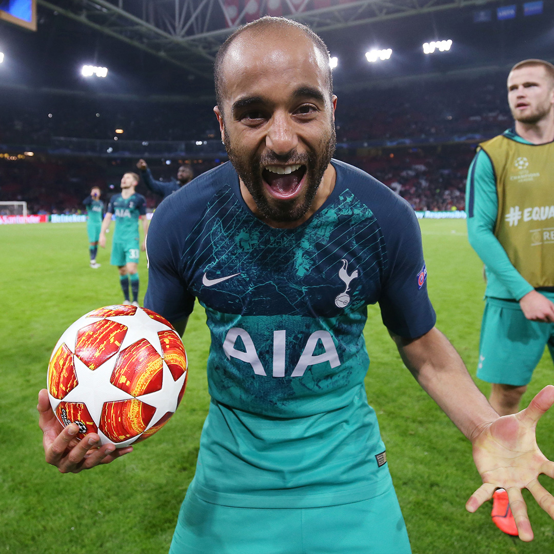 Five years ago, Spurs trailed Ajax 3-0 on aggregate going into the second half of the second leg of the Champions League semifinals. ⚽—Moura (55') ⚽—Moura (59') ⚽—Moura (90+6') 😱 (via Tottenham Hotspur)