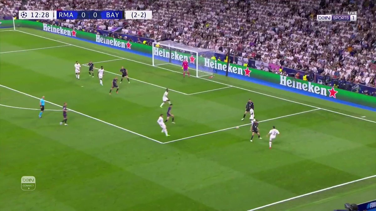 فرصة خطيرة لريال مدريد من حالة مثيرة للجدل #دوري_أبطال_أوروبا #ريال_مدريد #بايرن_ميونيخ