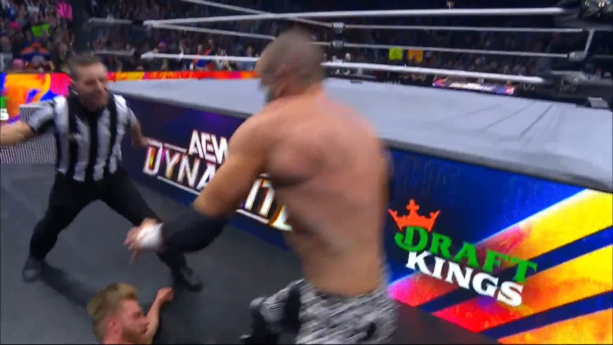 Just because the bell rang does NOT mean that this is over between Orange Cassidy and Trent Beretta! Watch #AEWDynamite LIVE on TBS! @OrangeCassidy | TRENT? | @CallMeKrisStat | The Invisible Hand