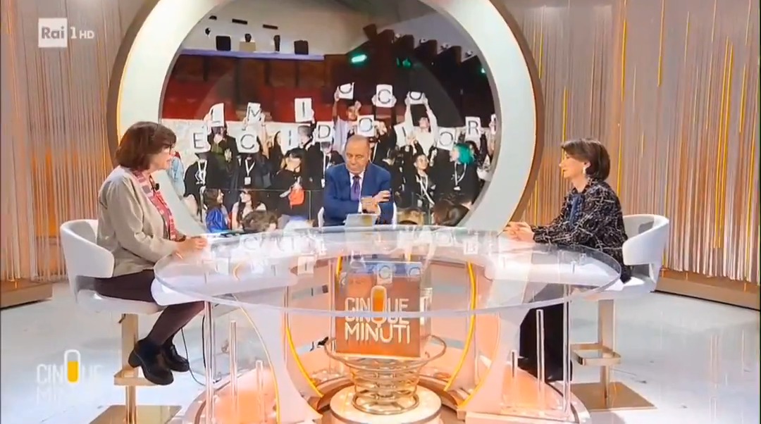 "La censura viene dal potere. Nel caso di quei giovani è una contestazione" #Roccella #cinqueminuti