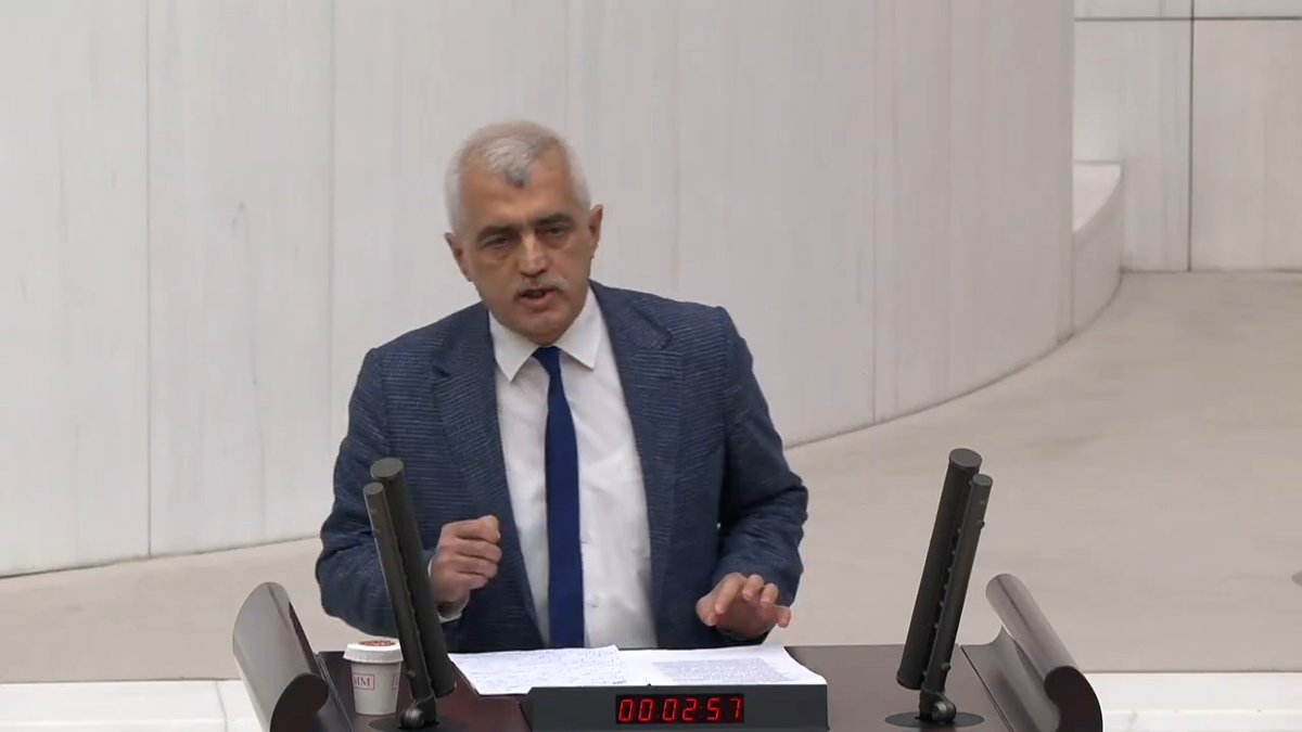 Ya, Uygur Türkü ailenin evine Çinli erkekler yollanıyor, orada kalıyorlar biliyor musunuz? Buna susuyorsunuz @akparti @MHP_bilgi