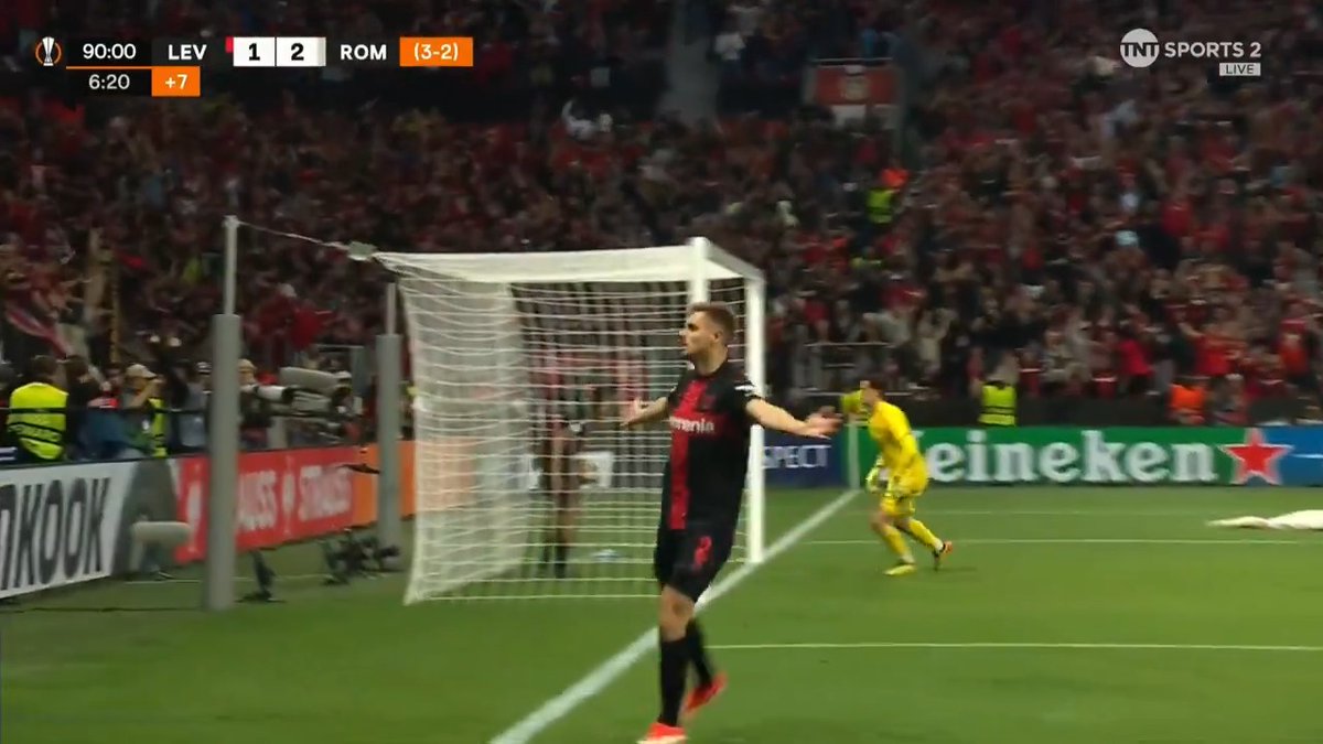 🤯 𝐁𝐀𝐘𝐄𝐑 𝐍𝐄𝐕𝐄𝐑𝐋𝐔𝐒𝐄𝐍 🤯 They've done it again! #UEL 📺 TNT Sports & discovery+ UK