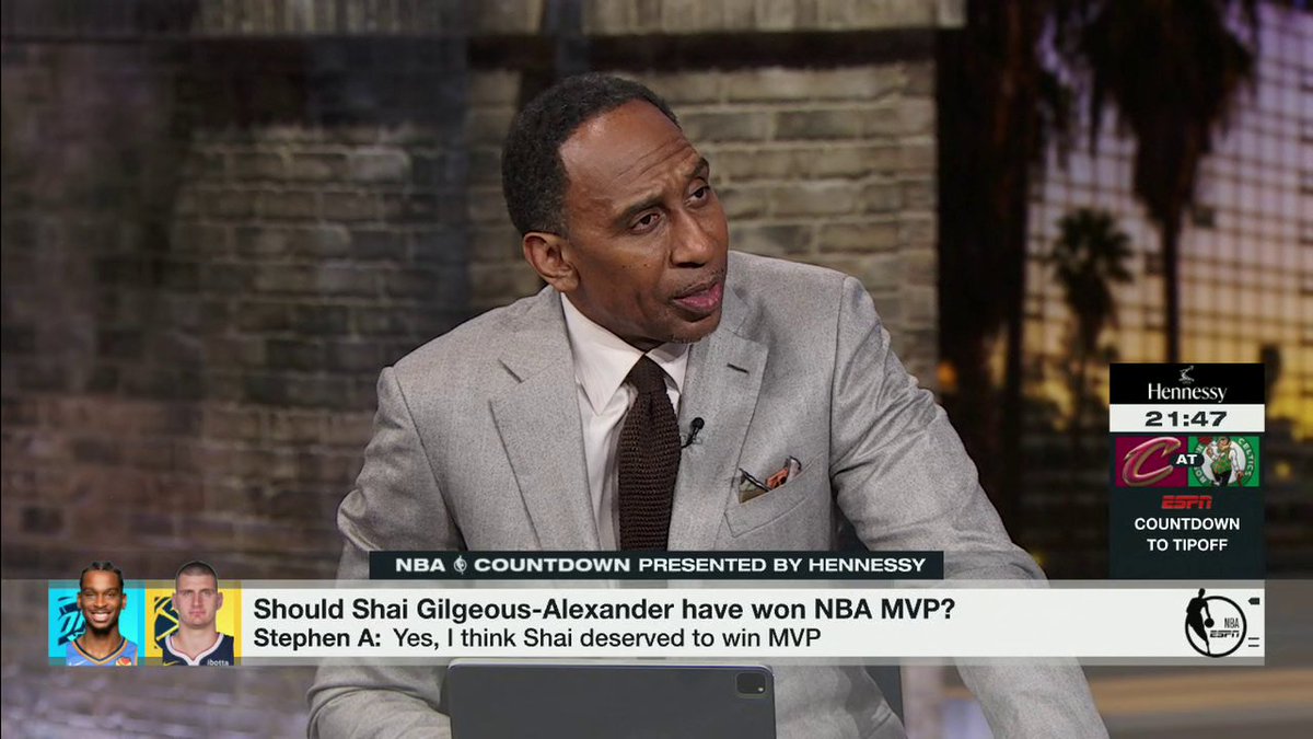 "This man averaged 30 ... [OKC has] the #1 overall seed with 57 wins." 📈 Stephen A Smith on why he believes Shai Gilgeous-Alexander should have won the NBA MVP 👀