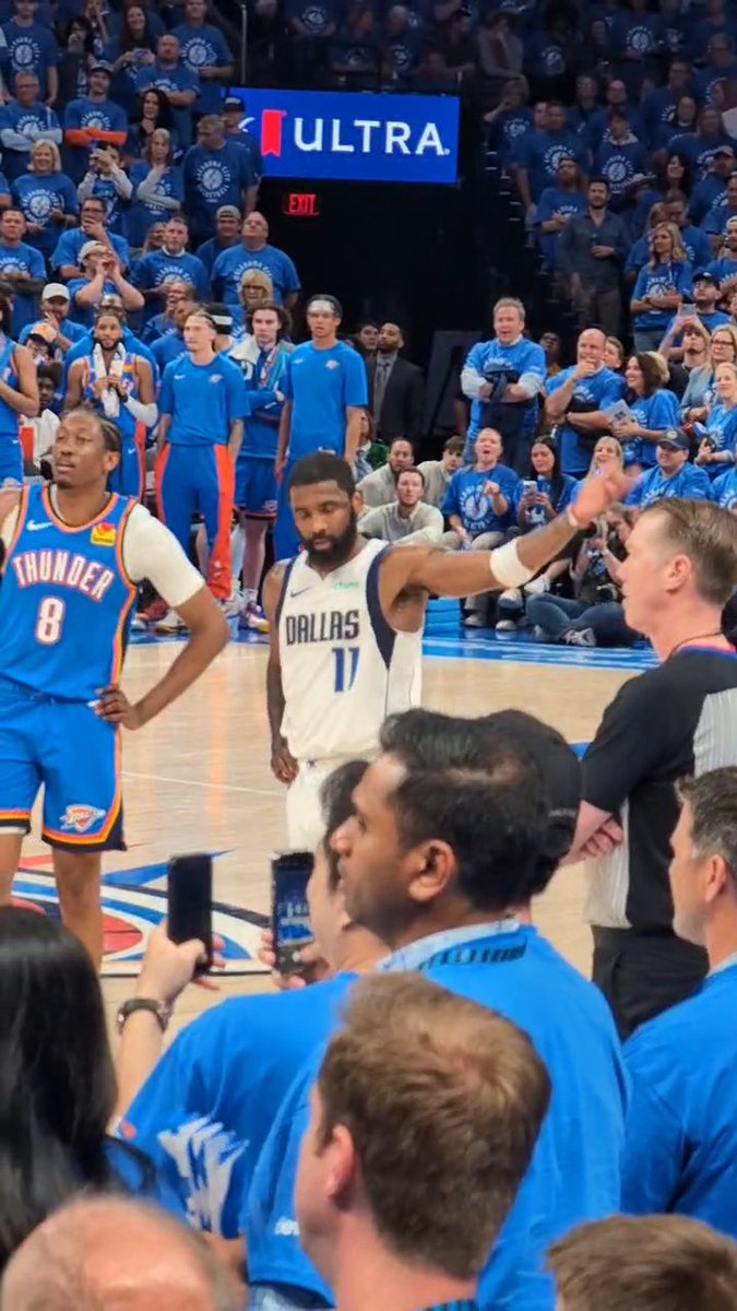 Kyrie was egging on the "Luka Sucks" chants 🤣