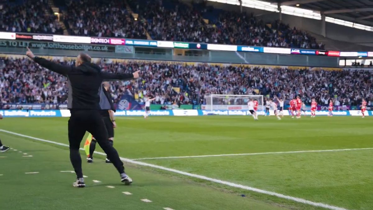 ✊ Watching the place erupt from the sidelines! Here's how the dugout reacted to that Aaron Collins screamer on Tuesday 📹 #bwfc