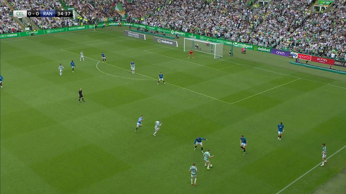 Matt O'Riley with a tidy finish to open the scoring 😮💨 #CELRAN | #cinchPrem | #COYBIG🍀