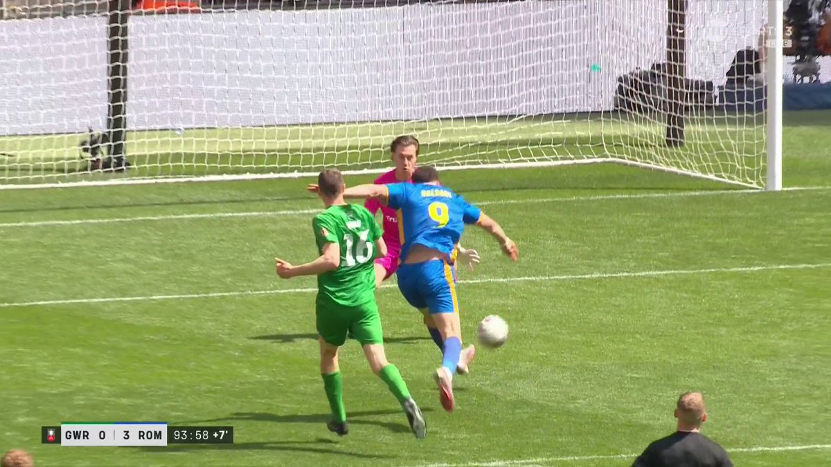 Hassan Nalbant bags a brace as Romford win the FA Vase for the first time! 🏆 📺 Watch live on TNT Sports & discovery+ UK