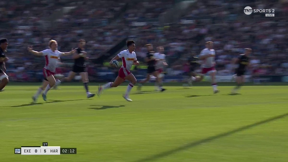 The dummy 😮‍💨 Marcus Smith dives over and gives us the lead at Sandy Park! 🎥 Rugby on TNT Sports #COYQ #EXEvHAR