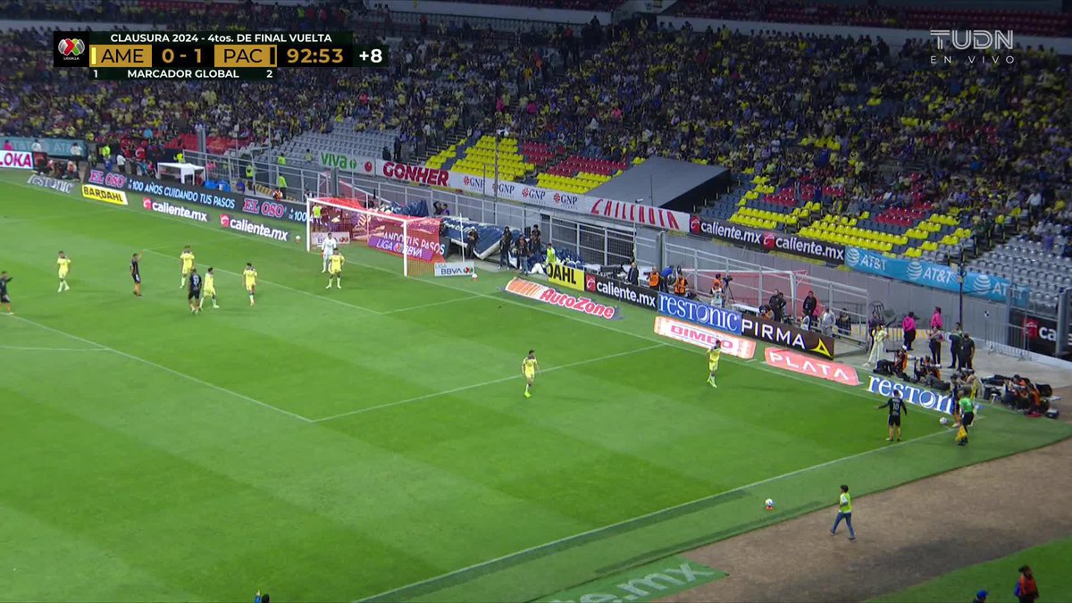 Gol milagroso para empatar el encuentro 🤯