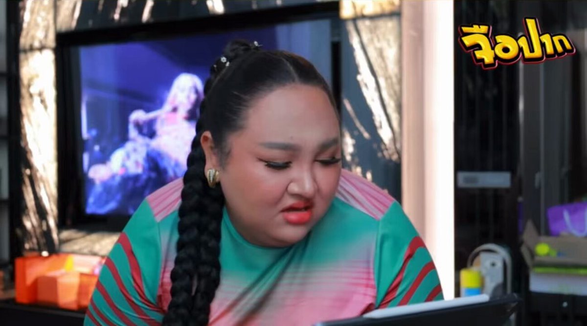 POV : เวลาดูเอมวีเพลงใหม่แล้วเมนตัวเองออกน้อย ห๊ะ (กะพริบตา) กูออกแค่เนี้ย อีเหี้ย!!!! (มองกล้อง 1) (มองกล้อง 2) (มองกล้อง 3) นอย วีน เมน ออก ออกกล้อง กล้อง เอมวี เอแคลร์ จือปาก รีแอค แอ่นระแนง โมโห ซีน เกลี่ย อีเหี้ย