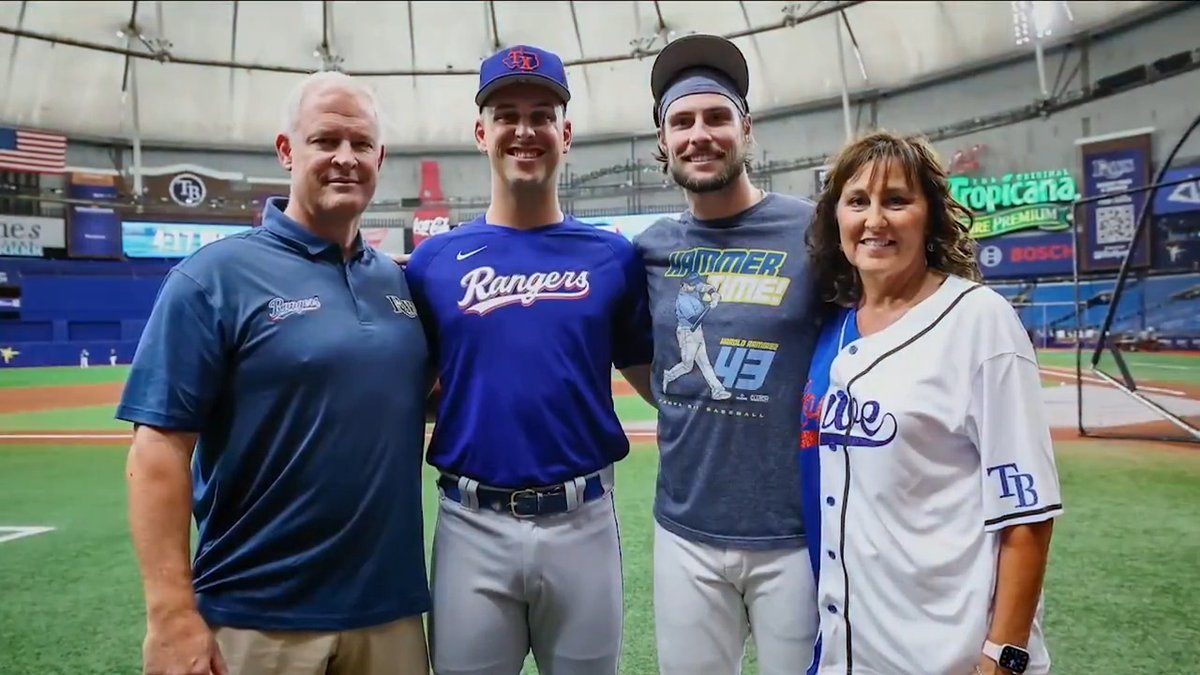 Wendy Lowe, All-Star mom. ❤️