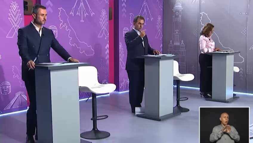 Doble moral es decir #primeroslospobres y darse vida con casas y lujos. #PepeGobernador #VotaPepeYunes