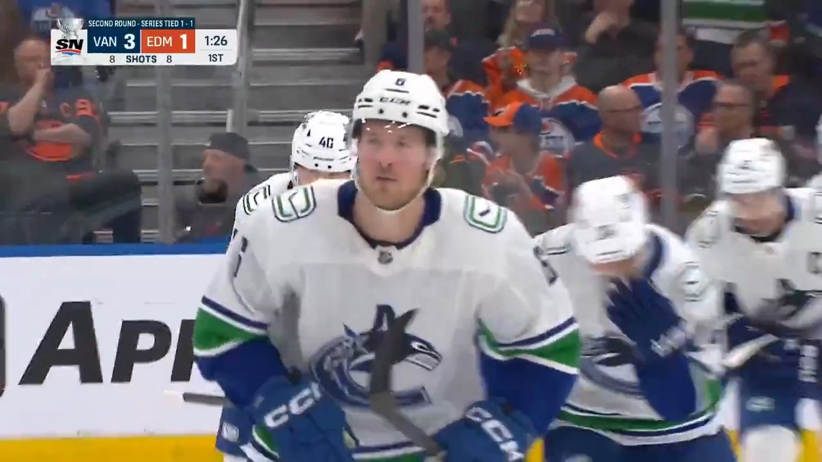 DROP 🧢🧢🧢 FOR BOESER'S FIRST PERIOD HATTY