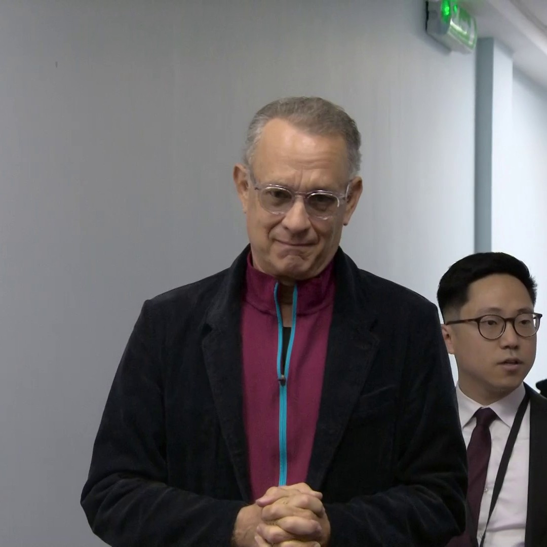 Surprise! 🤩 Villa fan Tom Hanks is at Villa Park for tonight's match against Liverpool 🟪