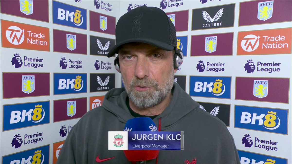 "You have to be on your best behaviour" "They gave me Simon Hooper" 🤣🤣🤣🤣