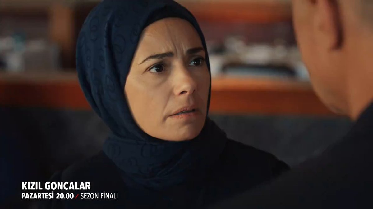 “Sen postu almaya geldin…” 😧 #KızılGoncalar sezon finaliyle Pazartesi 20.00’de NOW’da. @kizil_goncalar