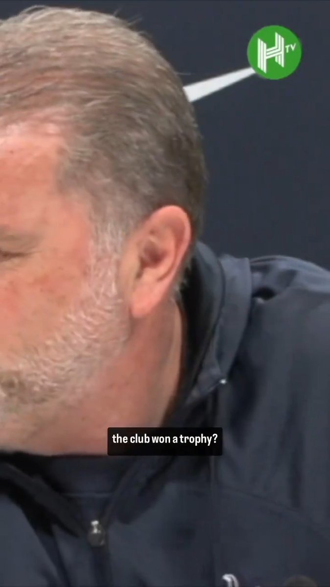 “When did Tottenham last win a trophy?” 😅 “I walk through the halls, there are no bragging rights trophies in there” 😂 Ange Postecoglou is ruthless 💯 🔗