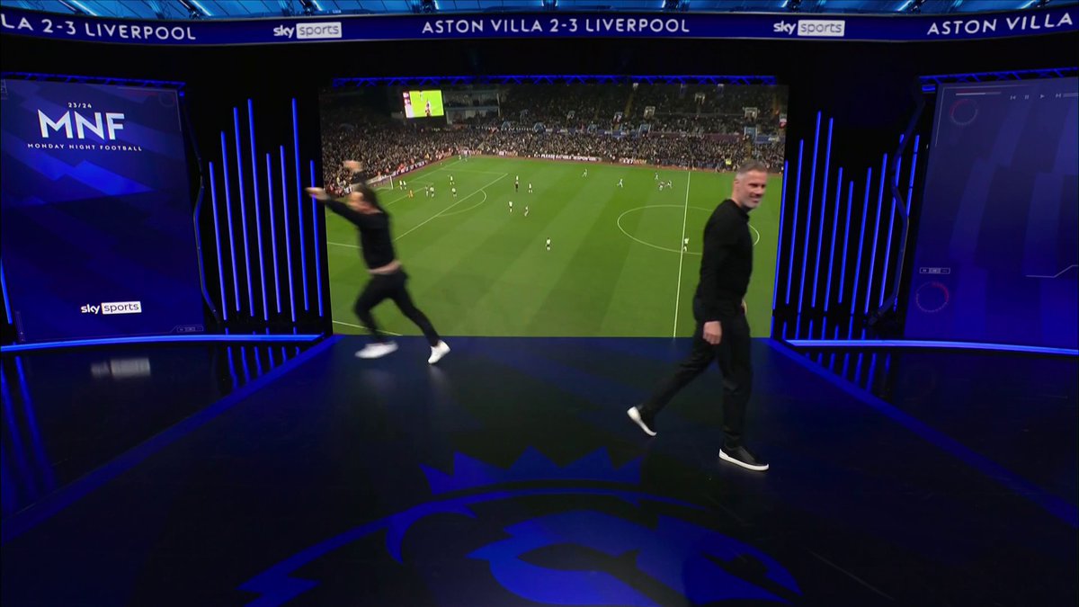 .Gary Neville loved that Aston Villa equaliser 😂