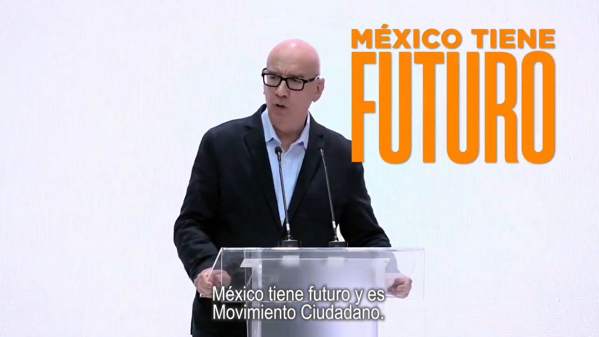 La falacia de la vieja política de que "Movimiento Ciudadano | Movimiento Naranja divide el voto de la oposición", es parte de su juego sucio para agraviarnos porque saben muy bien que nosotros somos la única fuerza política que representa un verdadero contrapeso en el Congreso. La elección que México tiene que tomar es entre pasado y futuro. Elegir entre las dos alianzas del pasado o una opción nueva, de futuro, una nueva política, hombres y mujeres jóvenes construyendo desde lo local y abriendo las puertas a la participación de la ciudadanía. México tiene futuro y es con Movimiento Ciudadano | Movimiento Naranja.